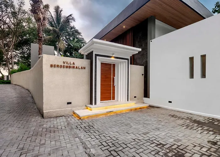 Villa Bergembiralah By Balisuperhost *
